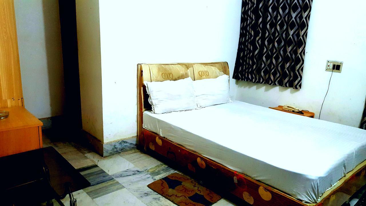 Hotel Genius Пурулия Экстерьер фото